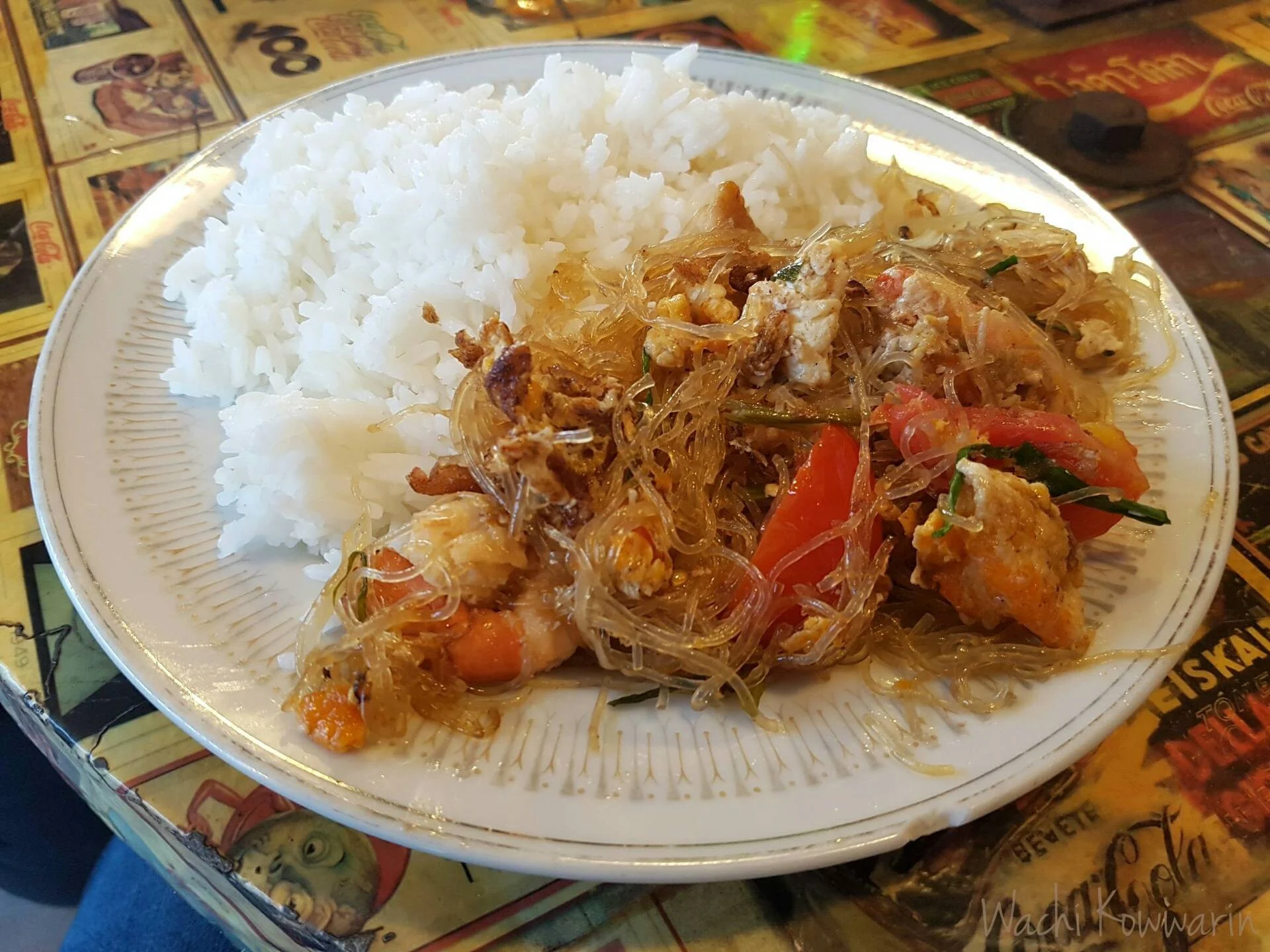 ผัดวุ้นเส้นราดข้าว